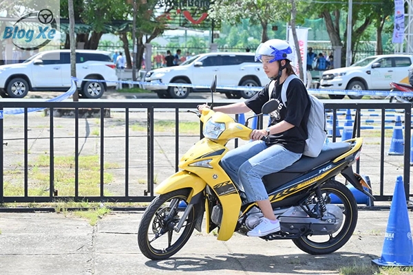 Khi nào nên về số thấp để tiết kiệm xăng?