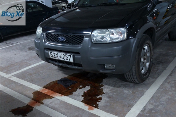 Cách nhận biết xe ô tô bị chảy dầu hoặc rò rỉ chất lỏng